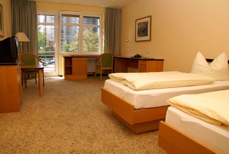 Hotel Am Weberplatz Dresden Exteriör bild